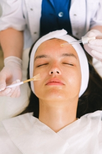 Discovering Dubai's Top Dermatologist: Your Skin's Best Friend